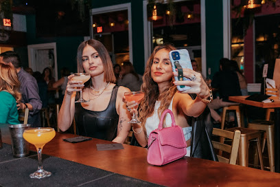 Chela's Miami
