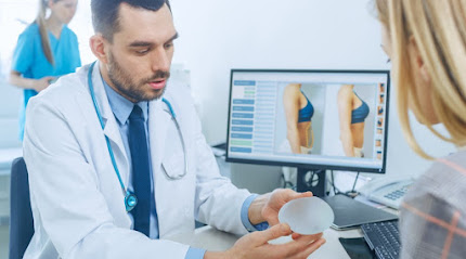 Dr. Ernesto Torres - Liposuction Miami