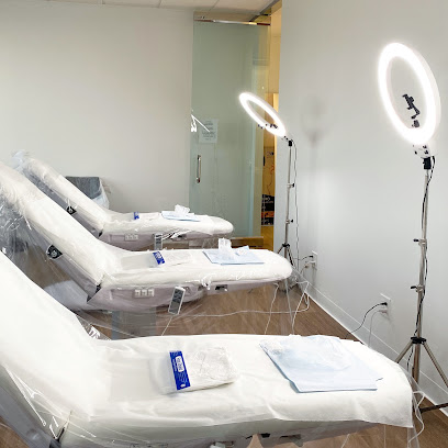 LISA OM Miami Studio & Academy