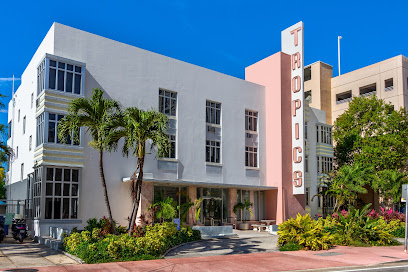 Tropics Hotel and Hostel