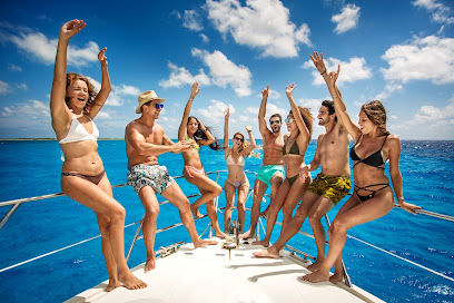 Miami Legendary Boat and Yacht Rentals