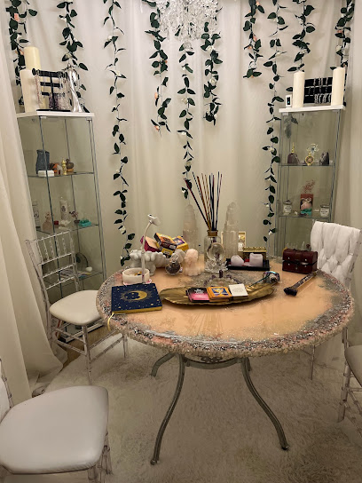 Design District psychic