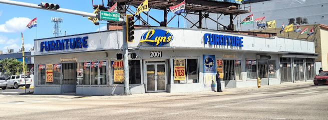 Lyn's Furniture & Mattress