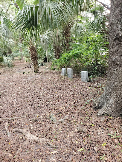 Pinewood Cemetery