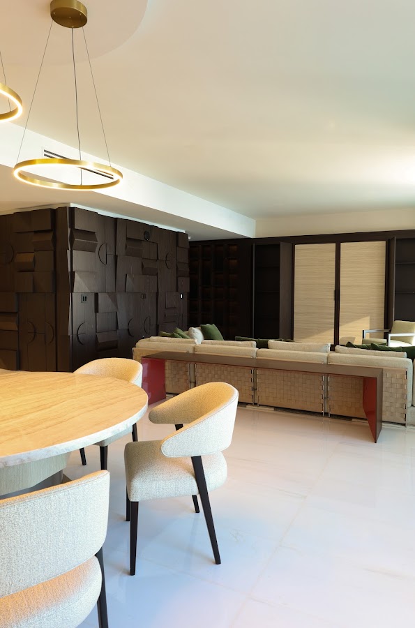 Haus Signature, Miami
