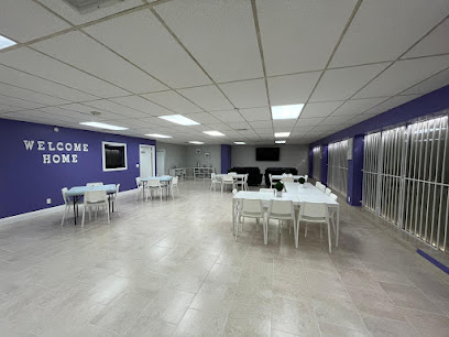Tomados De La Mano Adult Day Care