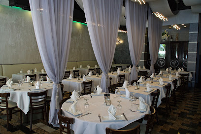 Fifi's on the Beach Seafood Restaurant